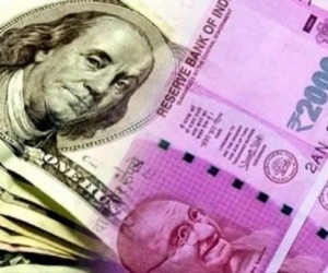 مودی سرکار میں ہاہا کار، روپیہ پہلی بار 72 کے پار