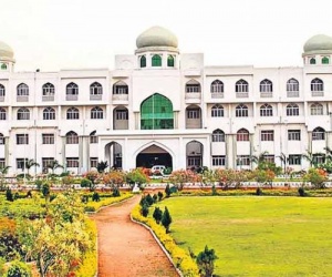 مولانا آزاد نیشنل اردو یونیورسٹی میں فاصلاتی کورسز,گھر بیٹھے اُردو میں تعلیم حاصل کرنے کا سنہرا موقع