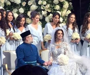 ماسکو کی سابق حسینہ کے ساتھ ملیشیا کے بادشاہ نے کی شادی ۔ قبول اسلام کے بعد نام رکھا ریحانہ