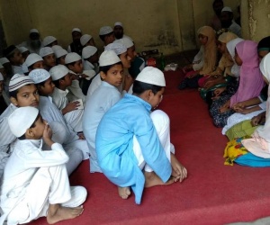 طلبا دینی طرزِ حیات کا عملی نمونہ پیش کریں