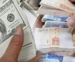 پاکستان میں معاشی بحران جاری ۔روپے کی قدر میں مزید گراوٹ