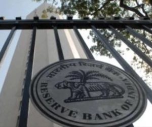 آر بی آئی (RBI) مودی حکومت کو 40 ہزار کروڑ دینے کے بعد  28 ہزار کروڑ دینے پر ہوئی پھر بے بس 