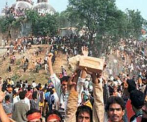 مودی مخالف لہر سے حواس باختہ وی ایچ پی کا ” یو – ٹرن “    رام مندر تعمیر تحریک ملتوی