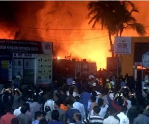 حیدرآباد آتشزدگی: کشمیری تاجروں کی آتشزدگی سے ہوئے نقصان کی تلافی کے لیے عمر عبداللہ، محبوبہ مفتی نے کی تلنگانہ حکومت سے تعاون کی اپیل 