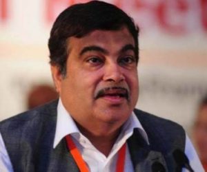 جو گھر نہیں سنبھال سکتا تو وہ ملک کیا سنبھالے گا ۔ نریندر مودی پر نتن گڈکری کا طنز