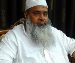 مولانا اجمل کی پارٹی نے آسام میں صرف تین سیٹوں پر الیکشن لڑنے کا فیصلہ کرکے ایک بڑی قربانی دی ہے، کیا کانگریس اور مسلم قیادت اپنی ذمہ داری نبھائے گی؟