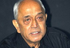 یوگی کے ’ مودی کی سینا‘ والے بیان سے ناراض سابق بحریہ سربراہ نے انتخابی کمیشن کو لکھا خط