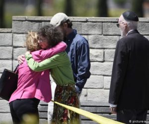 امریکہ: یہودی عبادت گاہ پر فائرنگ، ایک خاتون ہلاک