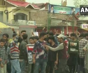 جموں وکشمیر میں تین سالہ بچی کے ساتھ عصمت دری ۔ سکیورٹی فورسز اور طالب علموں کے درمیان جھڑپ