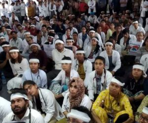 بنگال میں ڈاکٹروں کا ہڑتال ملکی پیمانے پر شروع ۔دہلی اور ممبئی میں بھی احتجاج