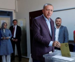 استنبول میں مئیر کے انتخاب کے لئے ووٹنگ جاری ۔اردگان نے کہا:یہ انتخابات استنبول کے لئے موزوں ترین فیصلہ کریں گے