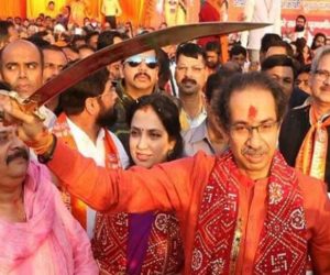 ادھوٹھاکرے پہونچے اجودھیا ۔آرڈیننس لاکر مودی حکومت سے رام مندر کی تعمیر کا مطالبہ ۔ سنت سماج نے سخت تنقیدکی