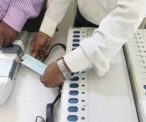 عام انتخابات 2019 کے نتائج مشکوک! 145 سبکدوش افسروں کا الیکشن کمیشن کے نام کھلا خط