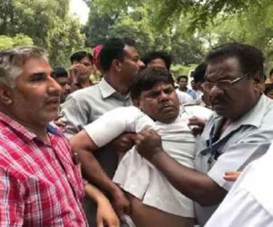 راہل گاندھی استعفیٰ واپس لیں، نہیں تومیں پھانسی لگا کرجان دے دوں گا