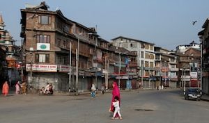 چوتھے روز بھی کشمیر میں قدغن اور بندشیں !