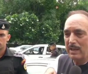 غلام نبی آزاد کی کشمیر جانے کی ایک اور کوشش ناکام ، سری نگر سے واپس لوٹا یا گیا !