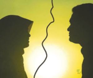 تین طلاق دے کر خاتون کو گھر سے نکالا قانون بننے کے بعدسامنے آیا واقعہ، متاثرہ کی انصاف دلانے کی مانگ، ملزم شوہر کے خلاف مقدمہ درج 