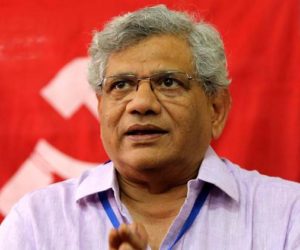 سپریم کورٹ کا دروازہ کھٹکھٹانے کے بعد سیتا رام یچوری کو کشمیر جانے کے ملی اجازت