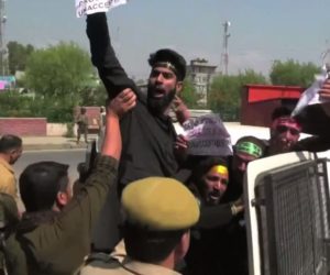 وادی کشمیر: محرم کا جلوس نکالنے سے روکنے کے لیے کرفیو نافذ