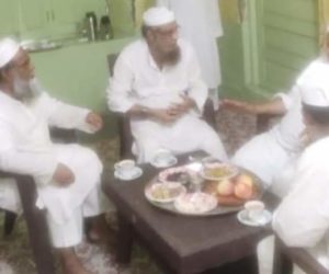 مولانا سید ارشد مدنی سے کئی اکابر علماء کی ملاقات  مدنی منزل میں ہوئی اس ملاقات کو لیکر چہ میگوئیوں کا دور شروع