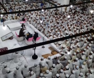 اورنگزیب عالمگیر نے ملک کی ترقی کے لئے بڑی قربانیاں پیش کیں