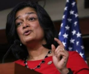 کشمیر میں انٹرنیٹ اور فون کی سروس بحال کی جائے، متعدد امریکی اراکین پارلیمنٹ کا مطالبہ