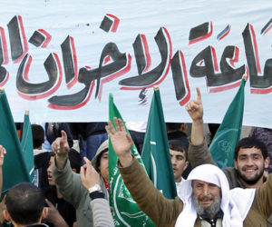 اخوان المسلمین کے 11 رہنما کو مصری عدالت نے سنائی عمر قید کی سزا، سابق صدر ڈاکٹر مرسی پر عائد الزامات واپس لے لئے گئے