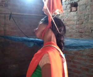 مئو میں ایک 23 سالہ خاتون خود کشی کرلی ۔ سسروال والے زیادہ جہیز نہ ملنے پر کررہے ہیں ہراساں