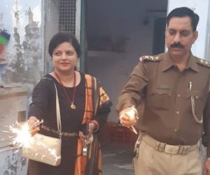 مجھے بھی مارڈالو ۔شہید انسپکٹر سبودھ کمار کی اہلیہ کا جذباتی بیان