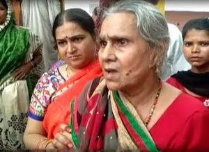 پولس مجھے زبردستی اٹھا کر لے گئی، اگر انصاف نہیں ملا تلوار اٹھا لوں گی: کسم تیواری