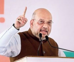 ملک بھر میں این آر سی لائیں گے، شہریت ترمیمی بل پیش کریں گے امت شاہ کا پھر اعلان، یونیفارم سول کوڈ کی میعاد بتانے سے انکار، راہل گاندھی کا پاکستان کنکشن نکالا