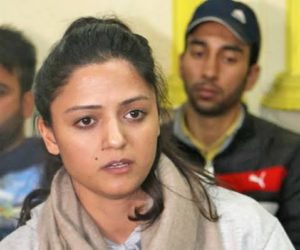 کشمیر اور آرٹیکل 370 پر ہورہا مہاراشٹر اسمبلی انتخاب، علاقائی مسائل مکمل طور پر نظر انداز: شہلا رشید