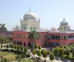 تین نئے اراکین کے انتخاب کے ساتھ دارالعلوم کی شوریٰ کا اجلاس اختتام پذیر!  بجٹ میں اضافے سمیت کئی اہم فیصلوں پر لگی مہر، پہلے کے مقابلہ کافی طویل رہا یہ اجلاس