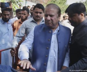 پی ٹی آئی حکومت نے بغرض علاج نواز شریف کو باہر جانے کی اجازت دے دی