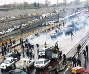 ایران: احتجاج میں ایک ہزار گرفتار، مظاہرین پر تشدد کے خلاف امریکہ کی مذمت