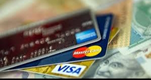 کشمیر میں ہزاروں ’اے ٹی ایم کارڈ‘ بند، اکاؤنٹ ہولڈرس پریشان!