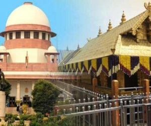 سبریمالہ مندر معاملہ 7 رکنی بنچ کے حوالے، جج نے کہا ’کیس کا اثر مندر ہی نہیں مسجد پر بھی پڑے گا‘