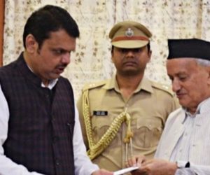 بگ بریکنگ: اجیت پوار کے بعد فڈ نویس نے بھی وزیر اعلی کے عہدہ سےاستعفی دینے کا اعلان کردیا