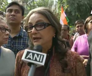 مشہور فلم ساز ارپنا سین نے بھی سی اے اے کے خلاف احتجاج میں حصہ لیا۔ مودی سرکار کے عزائم کی شدید مذمت