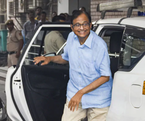 آئی این ایکس میڈیا کیس: پی چدمبرم کو عدالت عظمیٰ سے ملی ضمانت، ای ڈی کو لگا جھٹکا