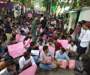 تمل ناڈو: مدراس یونیورسٹی کے طلباء کا ’سی اے اے‘ کے خلاف احتجاج جاری