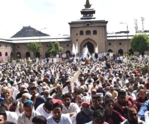 کشمیر: سرینگر کی تاریخی جامع مسجد میں 20 ہفتے بعد نماز جمعہ