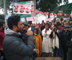 شہریت ترمیمی ایکٹ : جامعہ کے طلبا کی لڑائی آئین اور ملک کو بچانے کی لڑائی ہے