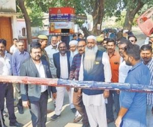 یوپی کے پرتاپ گڑھ ضلع کی پولس لائن مسجد میں نماز ادا کرنے والوں پر ہوا مقدمہ درج! مسلمانوں میں سخت غم و غصہ