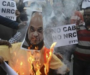 شہریت ترمیمی قانون: لال قلعہ سے شہید پارک تک پیدل مارچ کی دہلی پولیس نے نہیں دی اجازت، 15میٹرو اسٹیشن بند