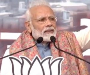 نریندر مودی نے پورے ہندوستان میں کیب اور این آر سی کی مخالفت میں ہو رہے احتجاجی مظاہرے کو نظر انداز کرتے ہوئے اپوزیشن پر سیاسی فائدہ اٹھانے کا لگایا الزام  