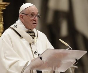 ہم کتنے بھی برے ہوں، لیکن پھر بھی خدا ہم سب سے محبت کرتا ہے:کرسمس پر پوپ فرانسس عیسائی دنیا سے خطاب