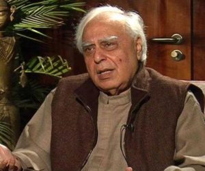 حکومت عوام کی شہریت چھیننے کے لئے یہ سب تماشہ کر رہی ہے : کپل سبل