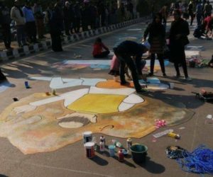 21؍ویں دن مولانا محمد علی جوہر مارگ پر آرٹسٹوں نے پینٹنگ بنائی ، روڈ سائیڈ اسکول فار روولیوشن مہم کا آغاز، طلبہ کا ستیہ گرہ جاری 