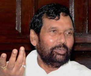 شہریت قانون پر مشکل میں مودی حکومت، پاسوان نے دیا بڑا بیان